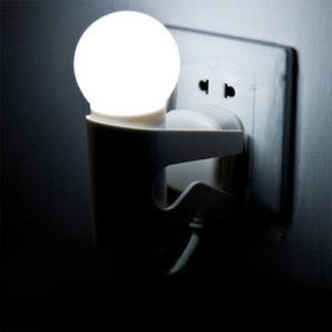 Cute Led Night Light Lamp Auto Sensor Control..