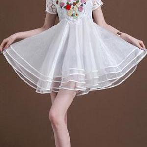 Embroidery Flower Short Sleeve Layered Lace..